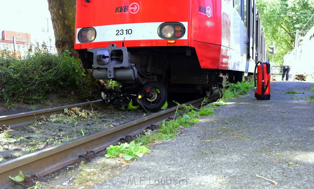VU Roller KVB Bahn Koeln Luxemburgerstr Neuenhoefer Allee P023.JPG - Miklos Laubert